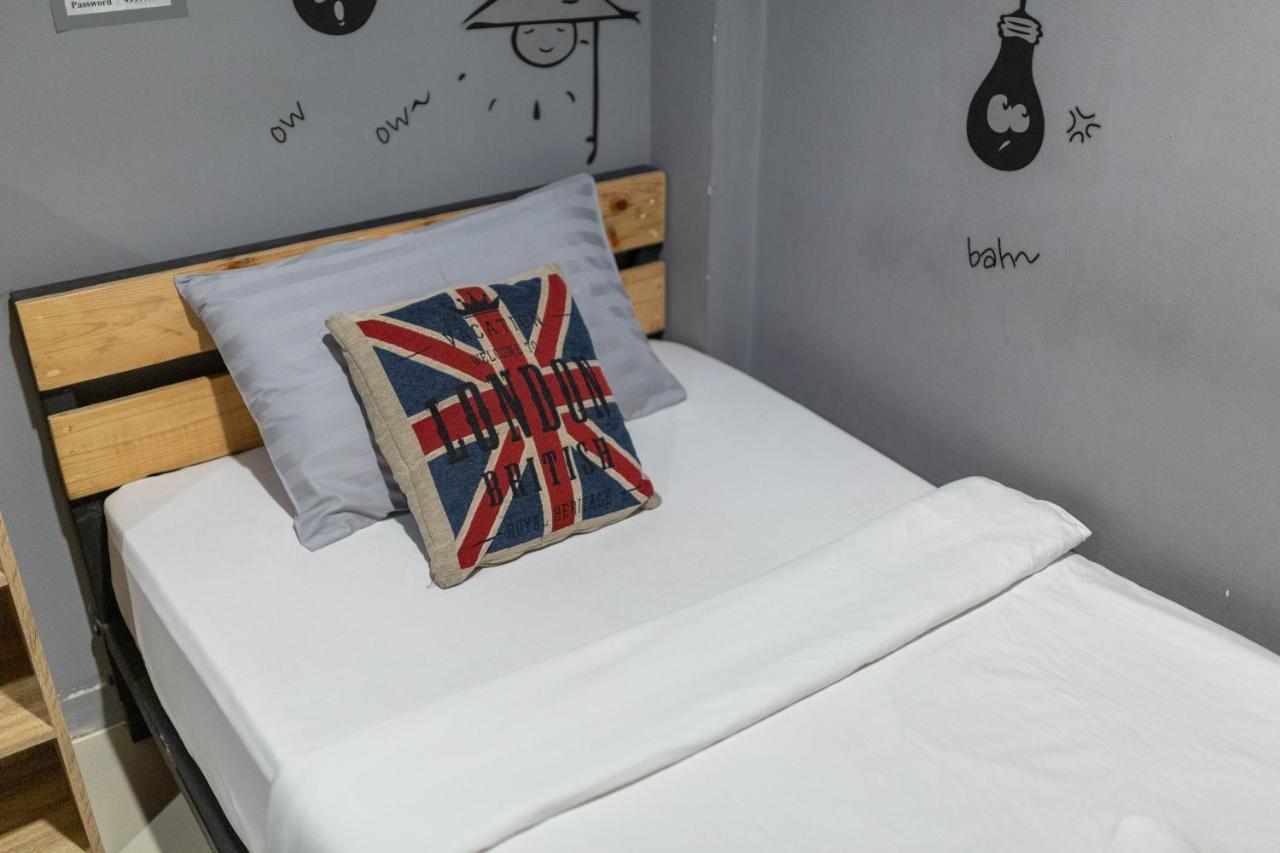 La Belle Nuit House Pansiyon Chiang Mai Dış mekan fotoğraf