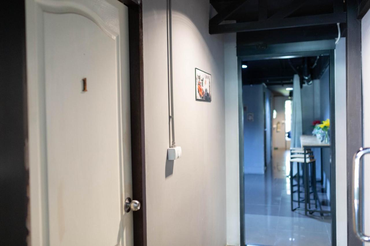 La Belle Nuit House Pansiyon Chiang Mai Dış mekan fotoğraf