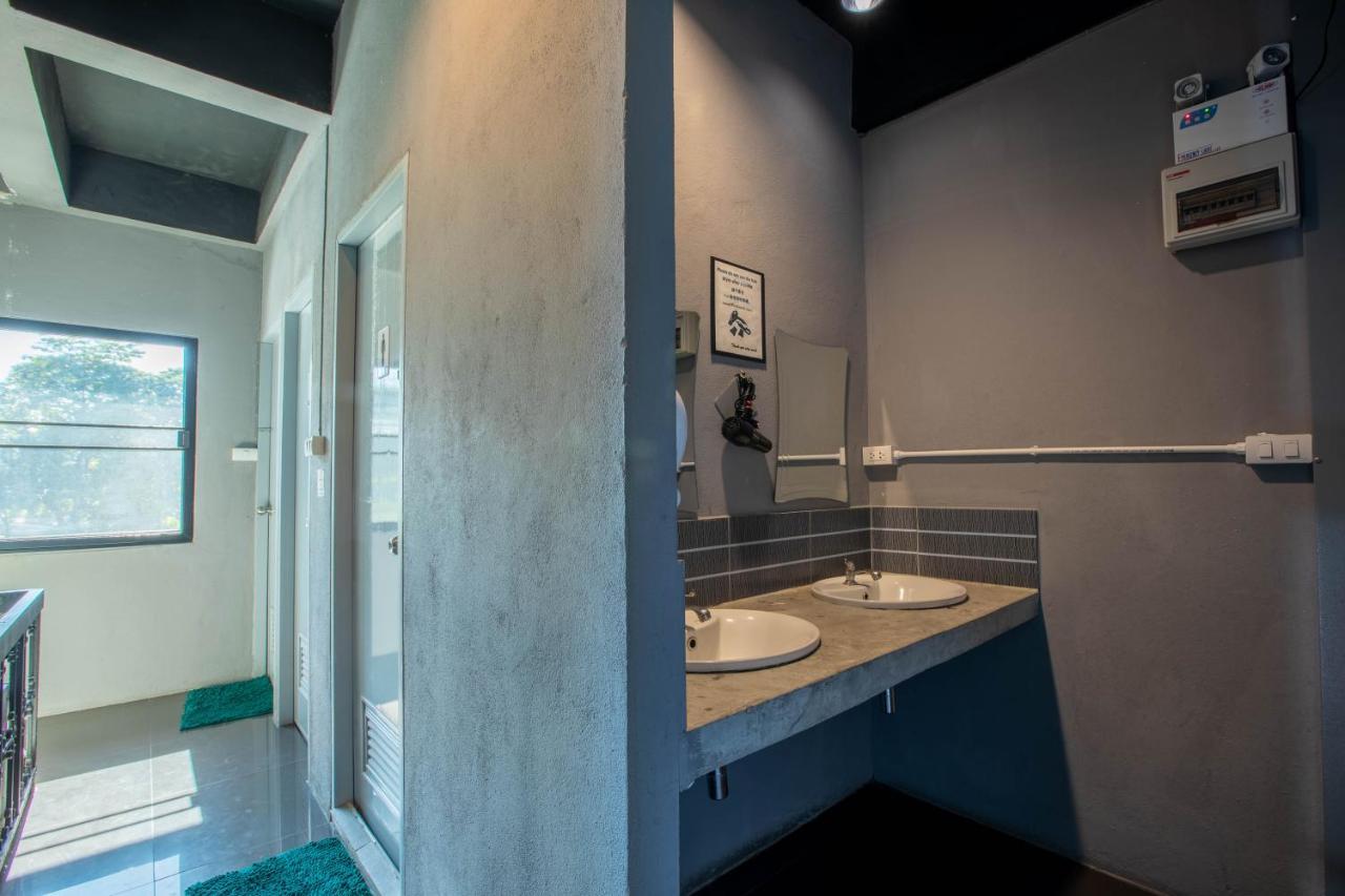 La Belle Nuit House Pansiyon Chiang Mai Dış mekan fotoğraf