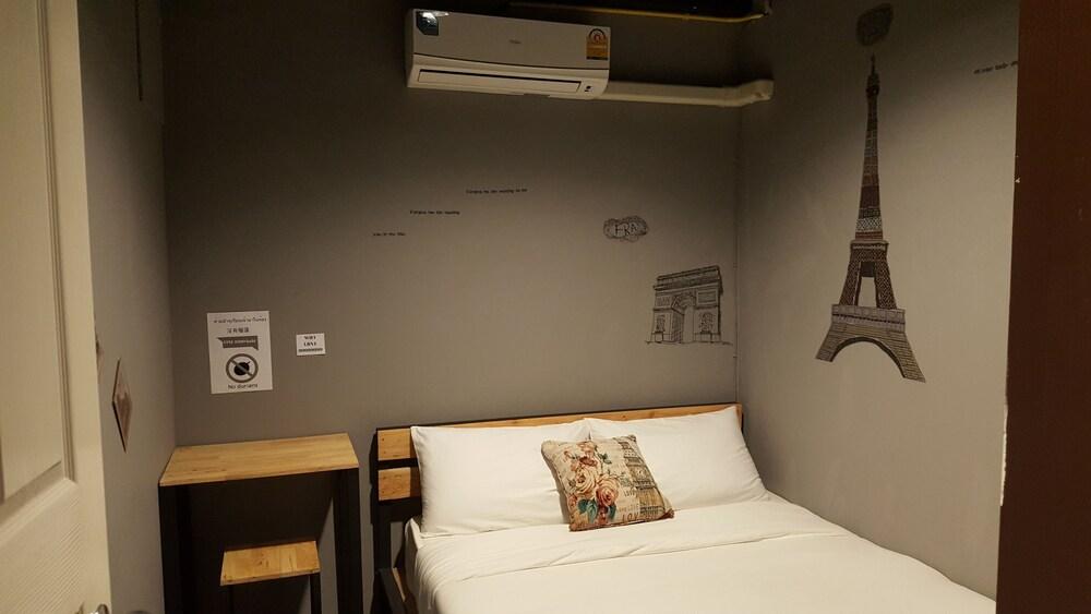 La Belle Nuit House Pansiyon Chiang Mai Dış mekan fotoğraf