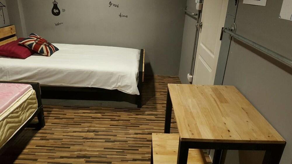 La Belle Nuit House Pansiyon Chiang Mai Dış mekan fotoğraf